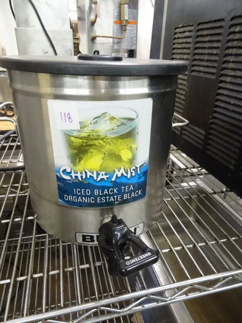 lot 118 image: Bunn Iced Tea Dispenser