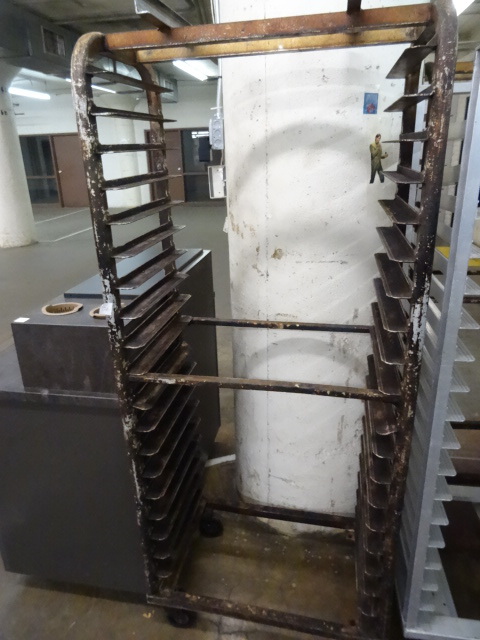 lot 120 image: Commercial Walk In Oven Rack