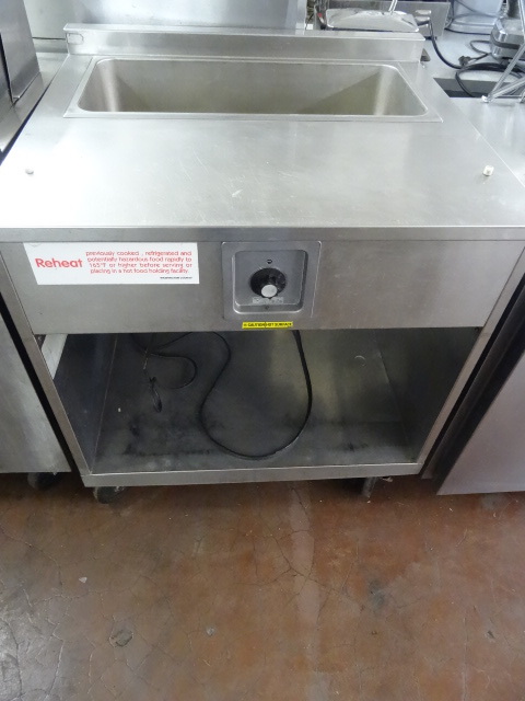 lot 171 image: Defield Heated Warmer  on Wheels