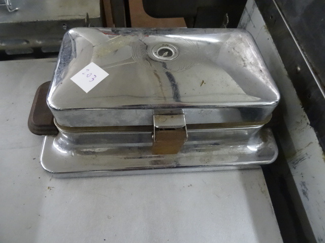 lot 203 image: Dominion Model 1210A No Cord