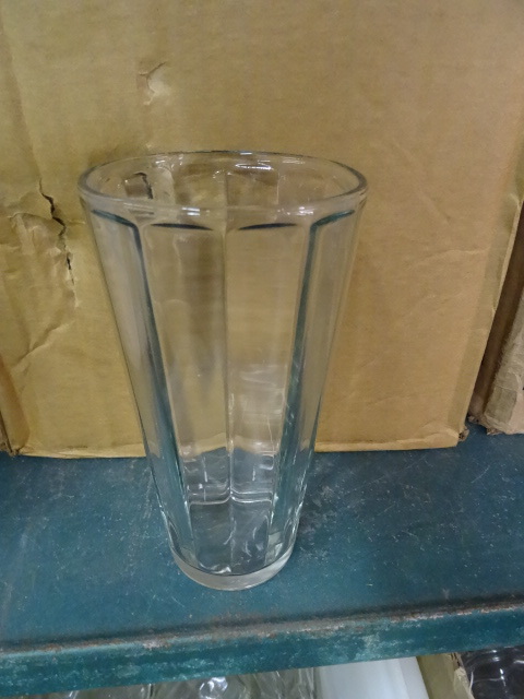 lot 252 image: 24 Tall Glasses