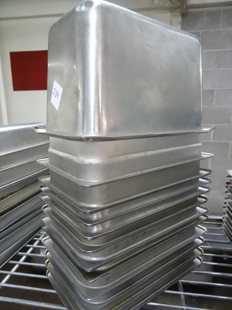 lot 259 image: 10 X 6 Pan Insert Qty 12