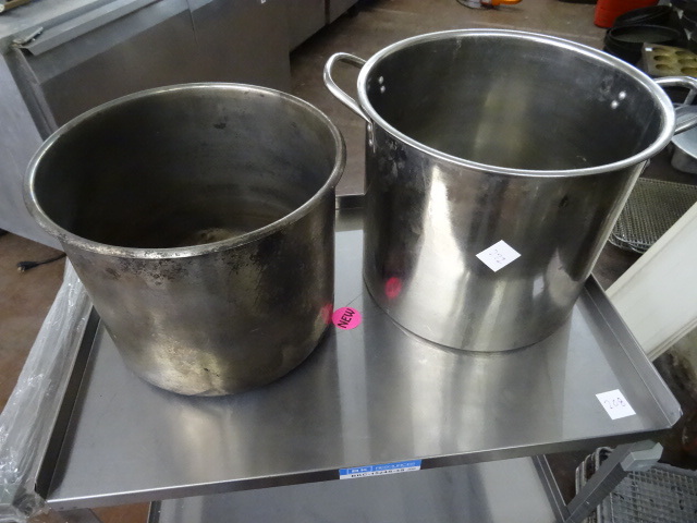 lot 272 image: Metal Stock Pot