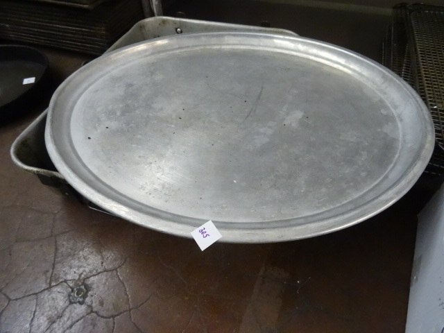 lot 305 image: Large Aluminum Tray and Pan
