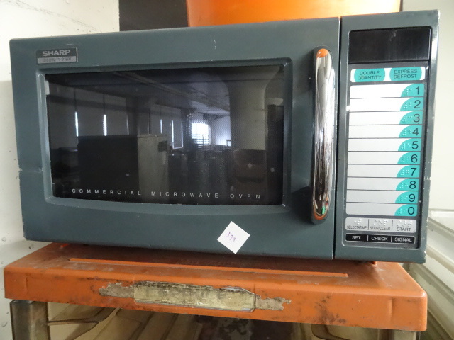 lot 333 image: Sharp 1000WR-21HV Mircowave