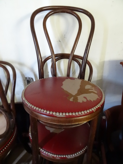 lot 353 image: 5 Wood Framed Side Chairs