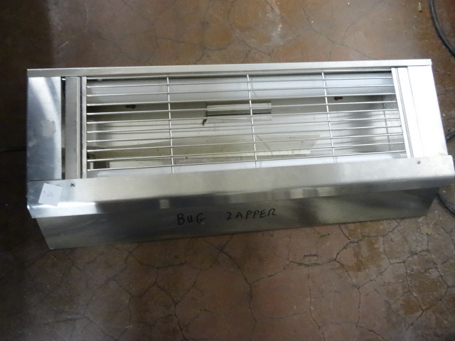 lot 364 image: Indoor Bug Zapper