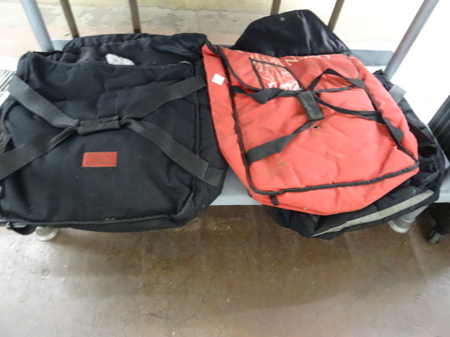 lot 365 image: Pizza delivery bags