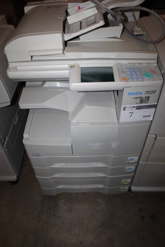 lot 7 image: Konica Color 7020 Printer
