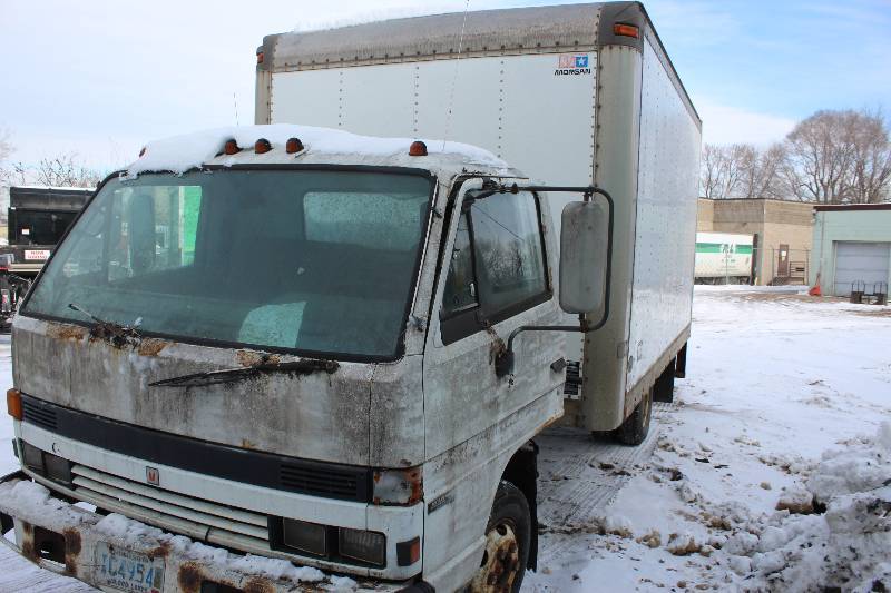 1993 Isuzu Box Truck