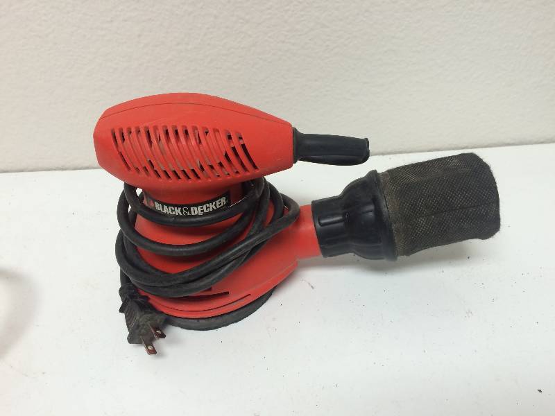 lot 18 image: Palm Sander, Extension Cord