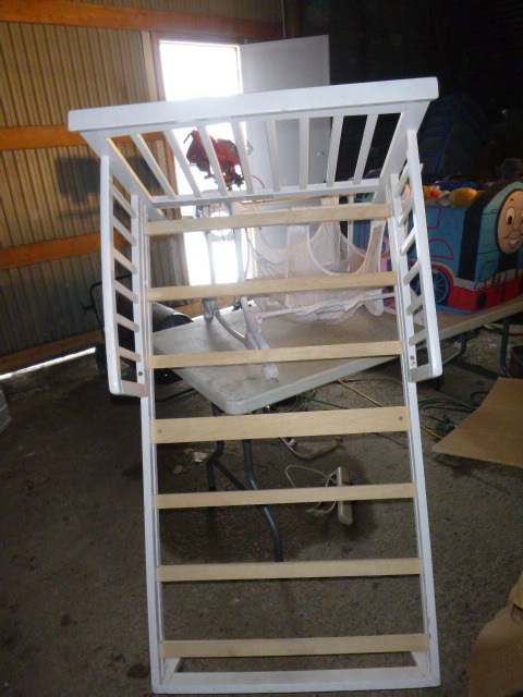 lot 92 image: Miscellaneous Baby Items