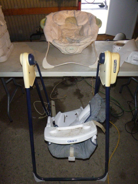 lot 140 image: Miscellaneous Baby Items