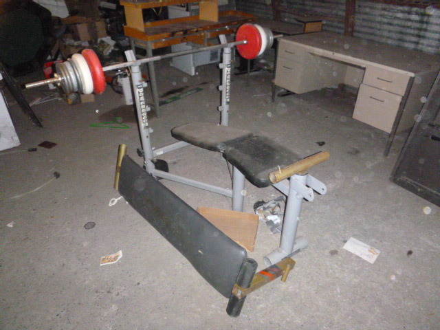 lot 206 image: Weight Bench