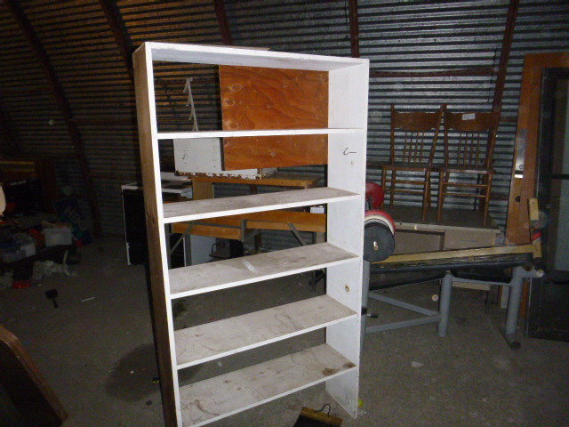 lot 214 image: Wood Shelf