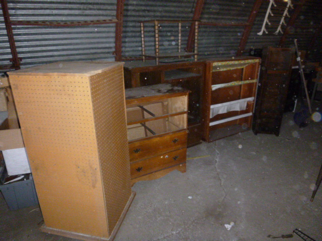 lot 241 image: 6 Miscellaneous Storage Shelves