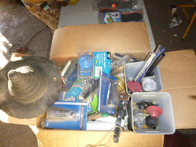 lot 270 image: Miscellaneous Box of Plumbing