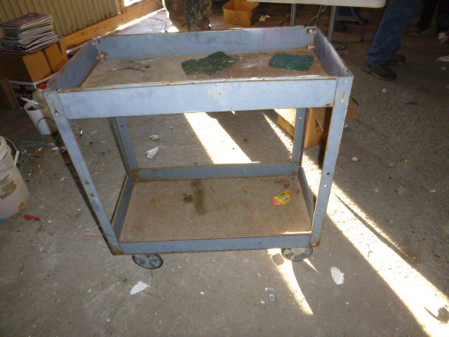 lot 273 image: Metal Shop Cart
