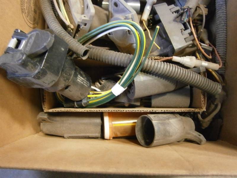 Box Of Misc Wiring Plugs & Harnesses