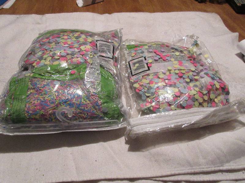 party confetti