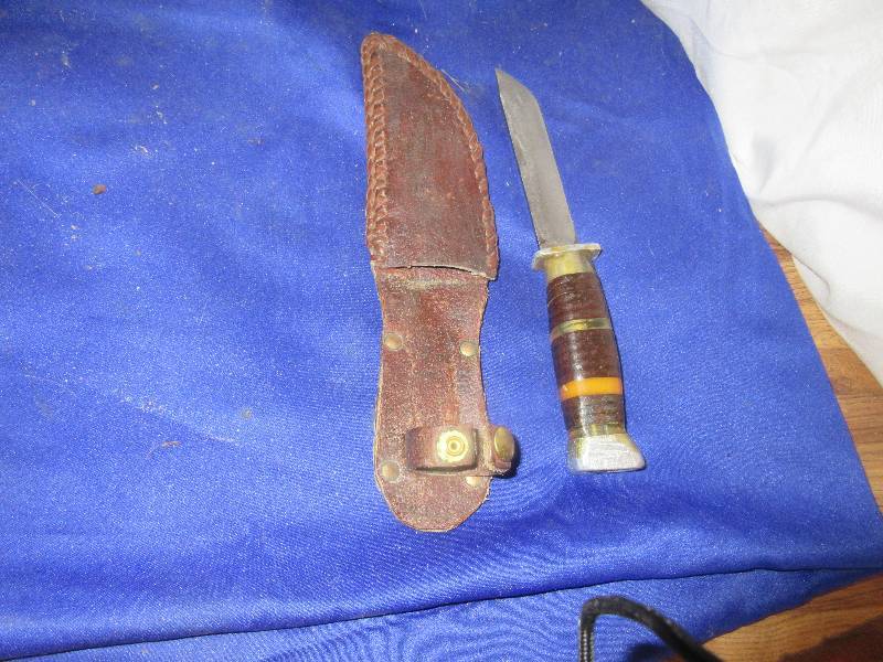 buck knife with case