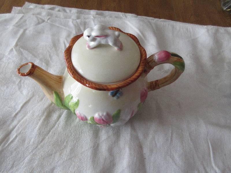 easter bunny teapot