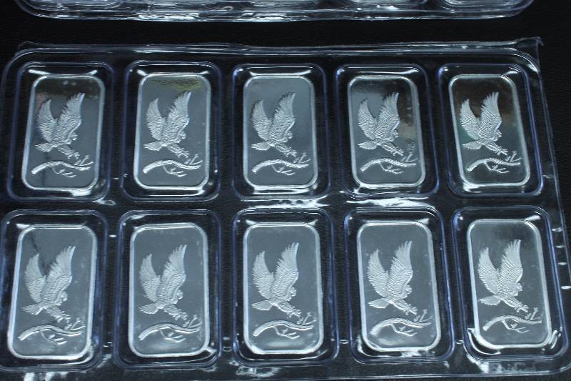 10 - 1 TROY OZ. .999 FINE SILVER SILVERTOWNE EAGLE BARS