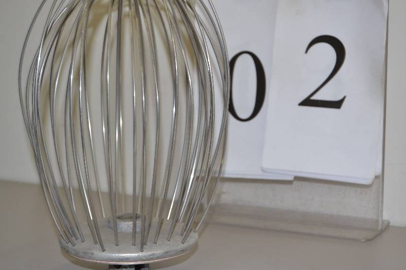 lot 2 image: Commercial Beater