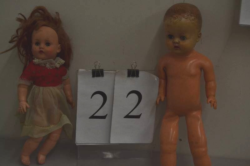 lot 22 image: Antique Baby Dolls