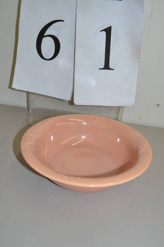 lot 61 image: Red Wing