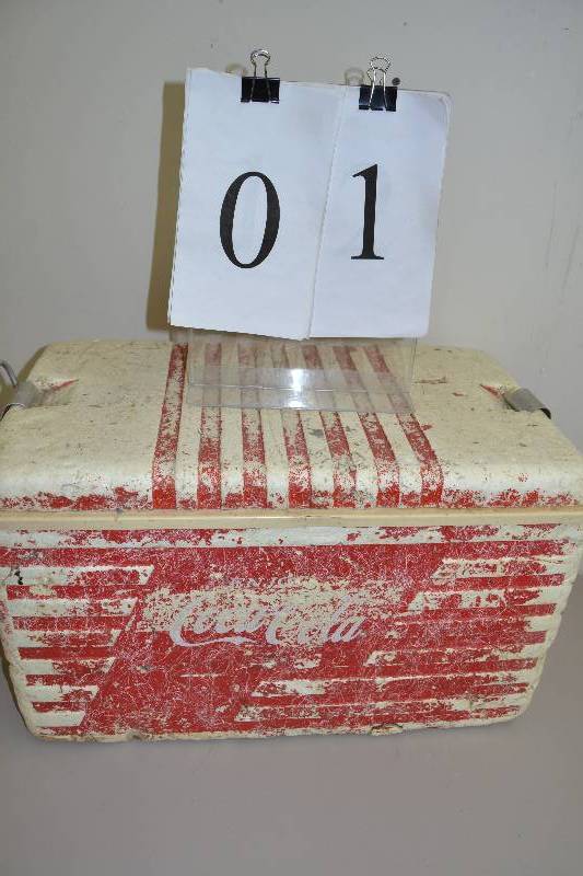 lot 1 image: Coca-Cola