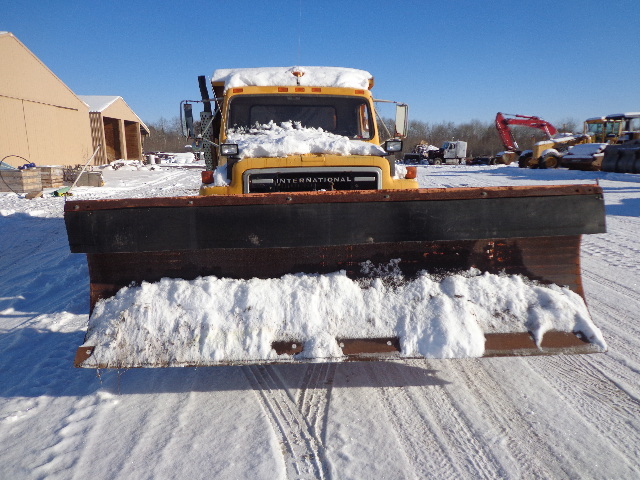 1985 International S1900 Plow Truck
