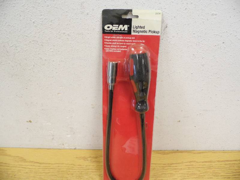 New Lighted Magnetic Pickup