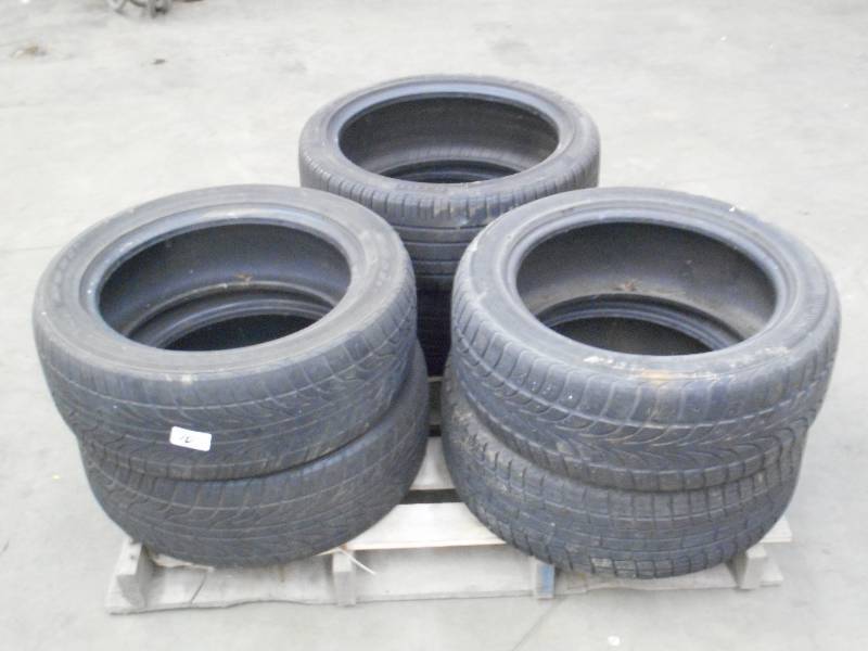 lot 10 image: Pallet Of Tires (2) 2155017, (2)...