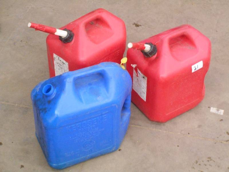 lot 21 image: (2) 5-Gallon Gas & (1) 5-Gallon Ker...
