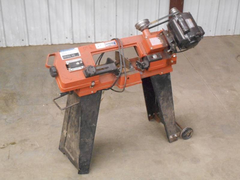 lot 24 image: Northern 120Volt Metal Cutting Band...