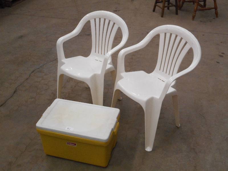 lot 41 image: (2) Plastic Lawn Chairs & (1) Colem...