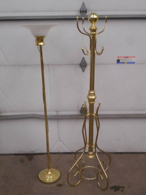 lot 65 image: (1) Floor Lamp & (1) Coat Rack ...