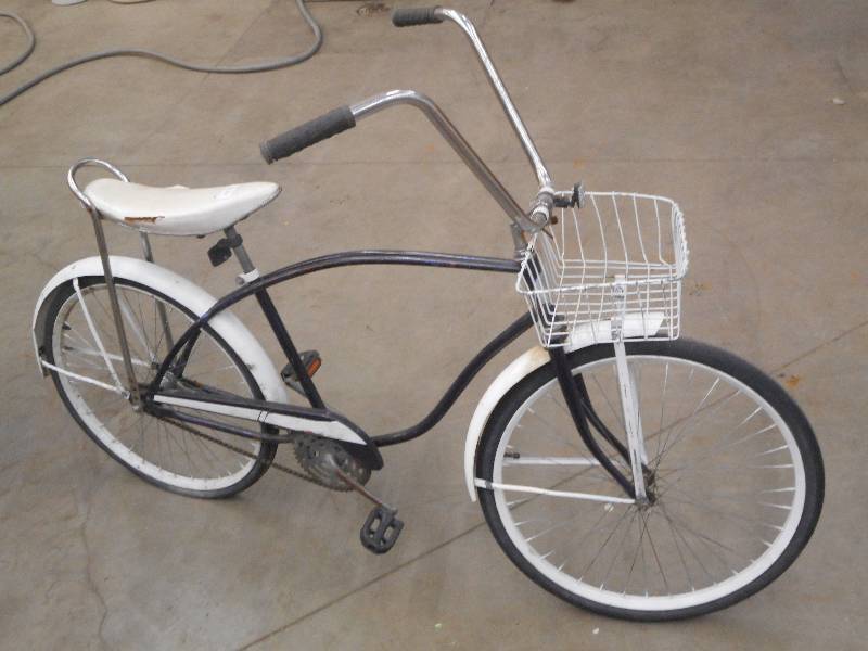 lot 78 image: Antique Bannana Seat Bicycle With B...