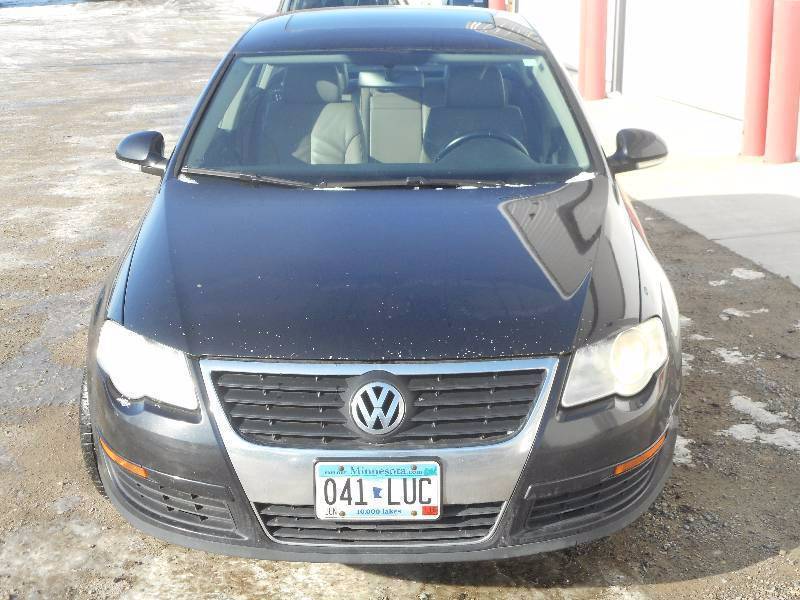lot 1 image: 2006 VW Passat 2.0T