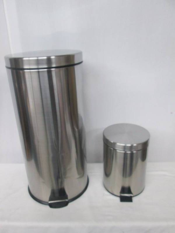 Alcove Brushed Stainless Steel Round Trash Can Set of 2