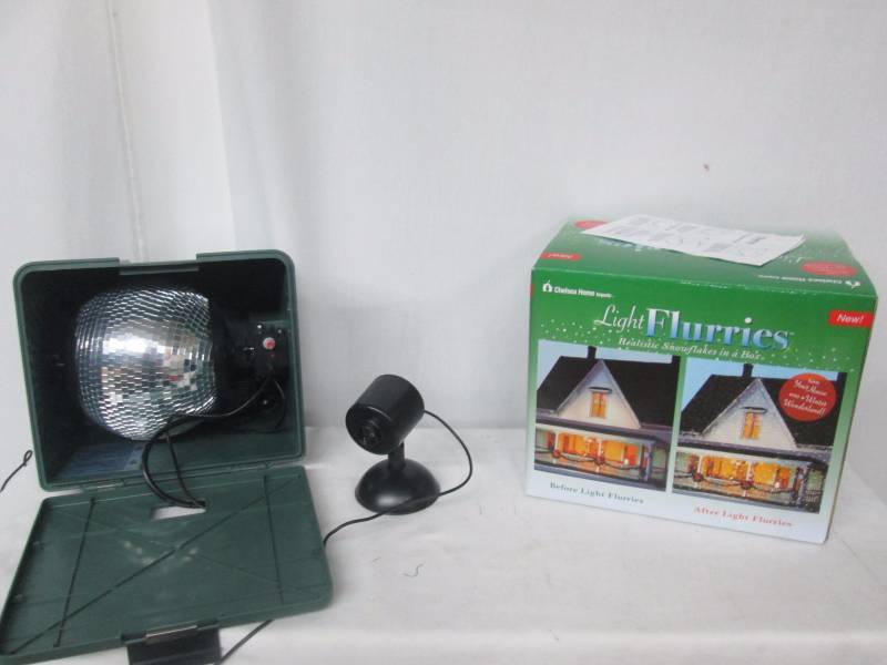 Light Flurries Snowflake Machine