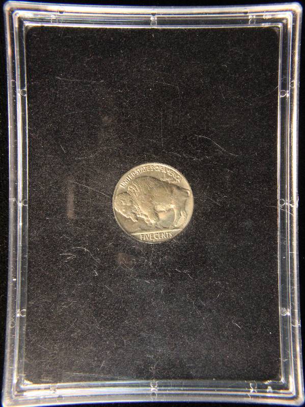 1938-D  BUFFALO NICKEL UNC TONED IN A PLASTIC HOLDER
