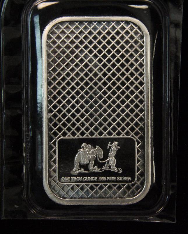 1 TROY Oz. .999 FINE SILVER BAR EAGLE DESIGN SEALED IN PLASTIC