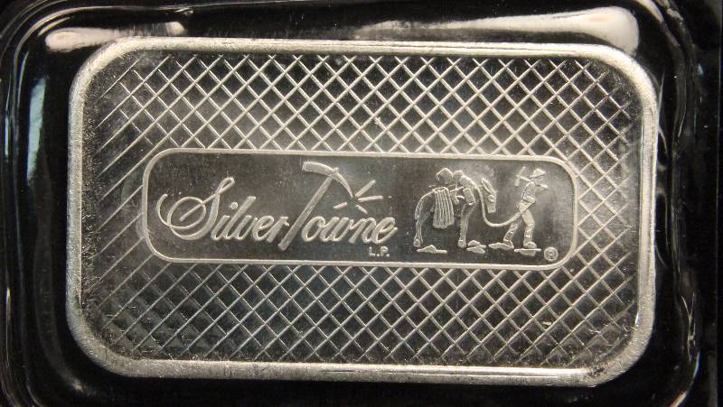 1 TROY OZ. .999 FINE SILVER BAR SILVERTOWNE SEALED