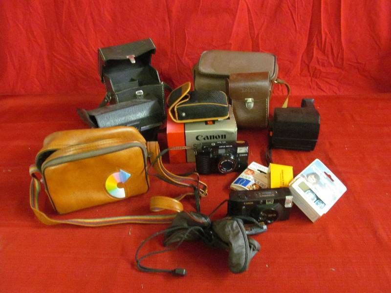 lot 20 image: cameras