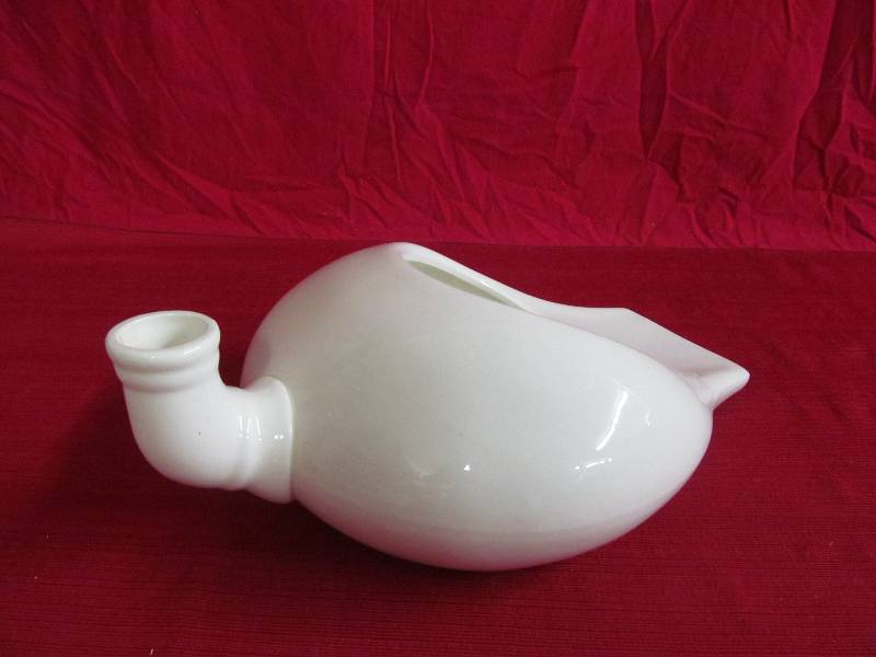 lot 49 image: vintage bedpan