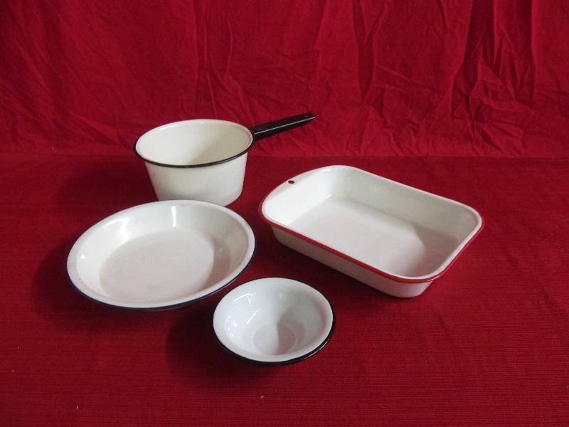 lot 57 image: enamel pans