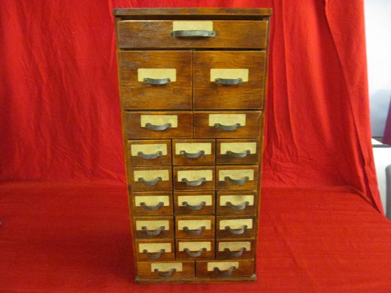 lot 81 image: vintage wood cabinet