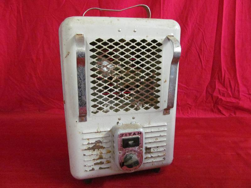 lot 136 image: Heater